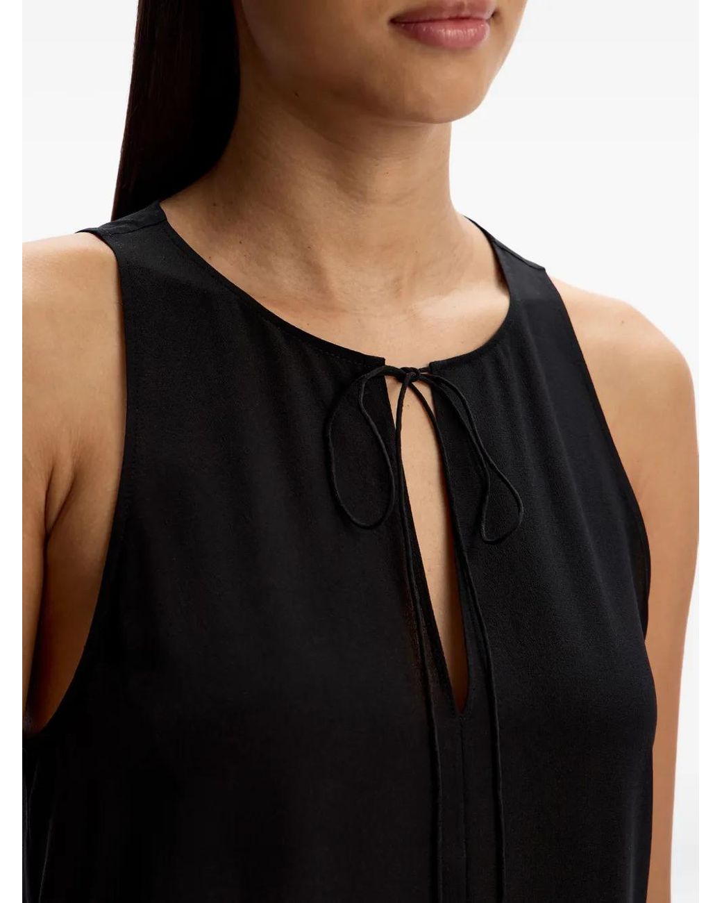 12 STOREEZ Black Keyhole Ruffled Dress