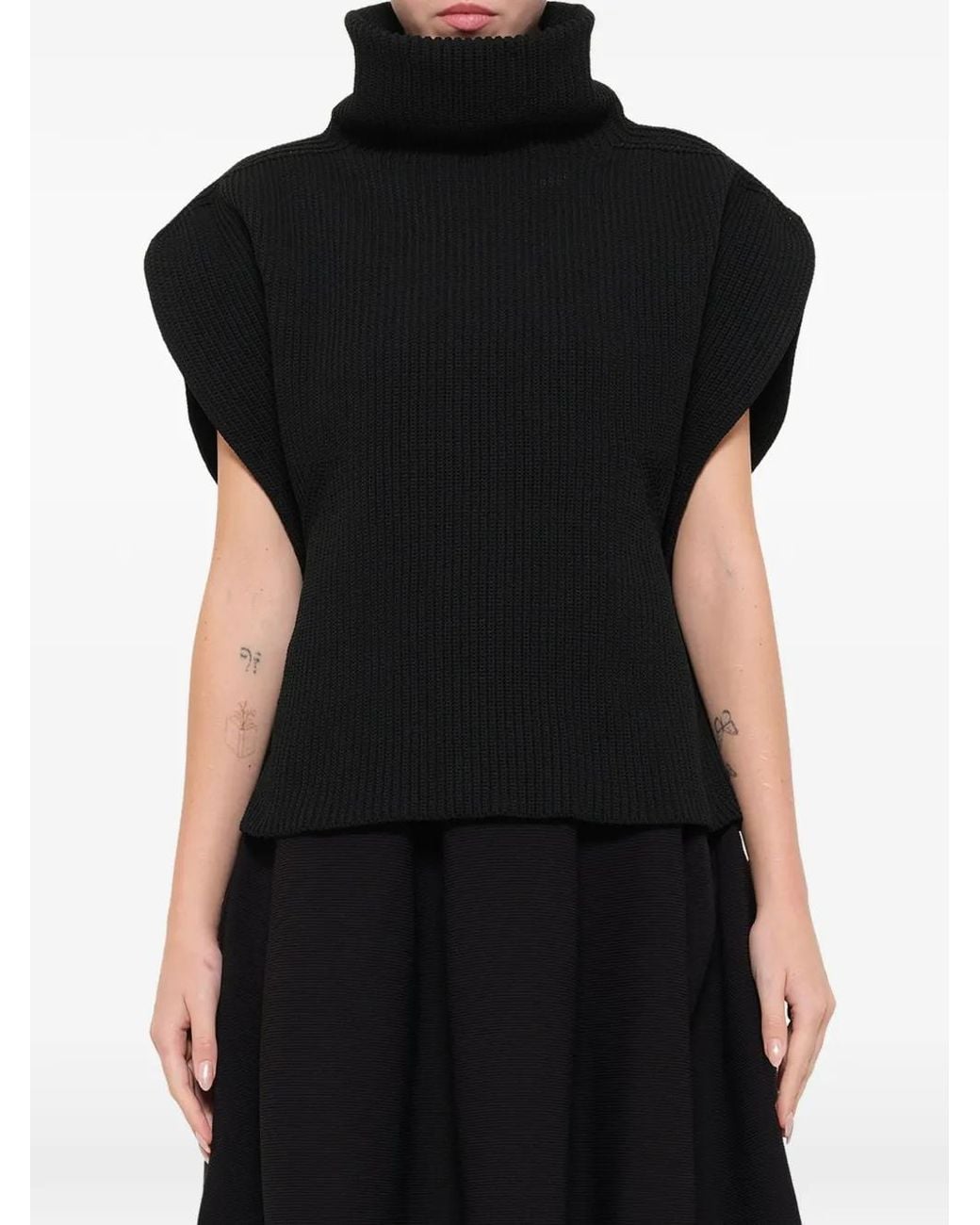 CFCL Black Low Gauge Crease Top