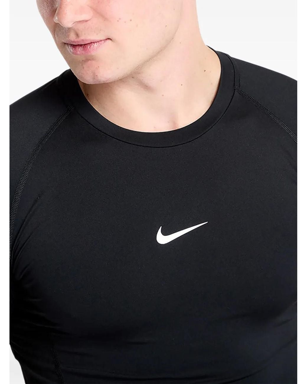 Nike Black Short-Sleeve Logo-Print T-Shirt for men