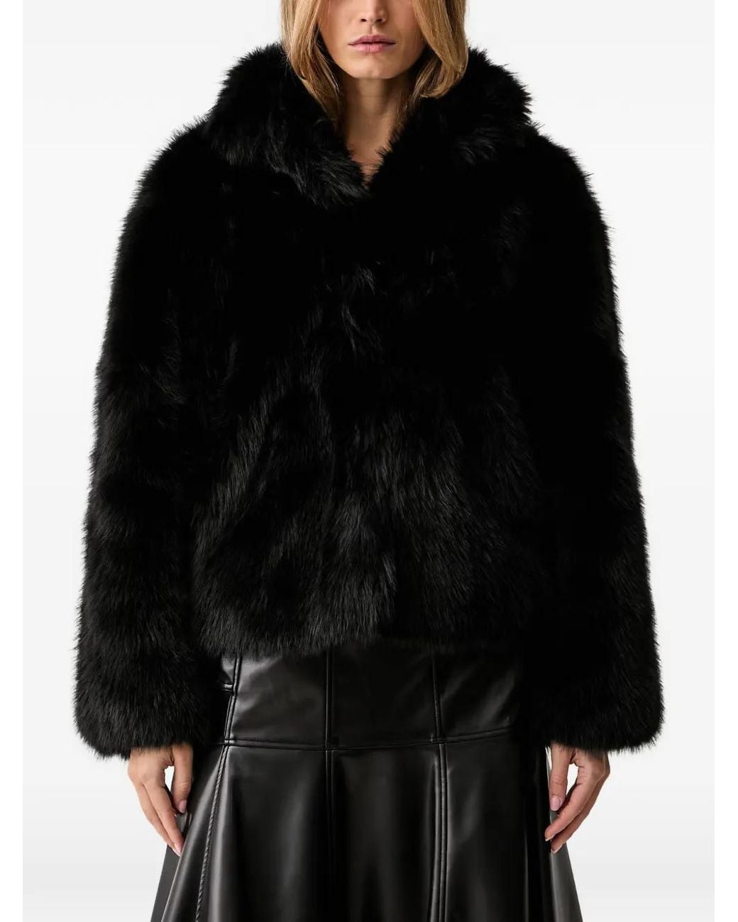Silvian Heach Black Veste En Fourrure Artificielle
