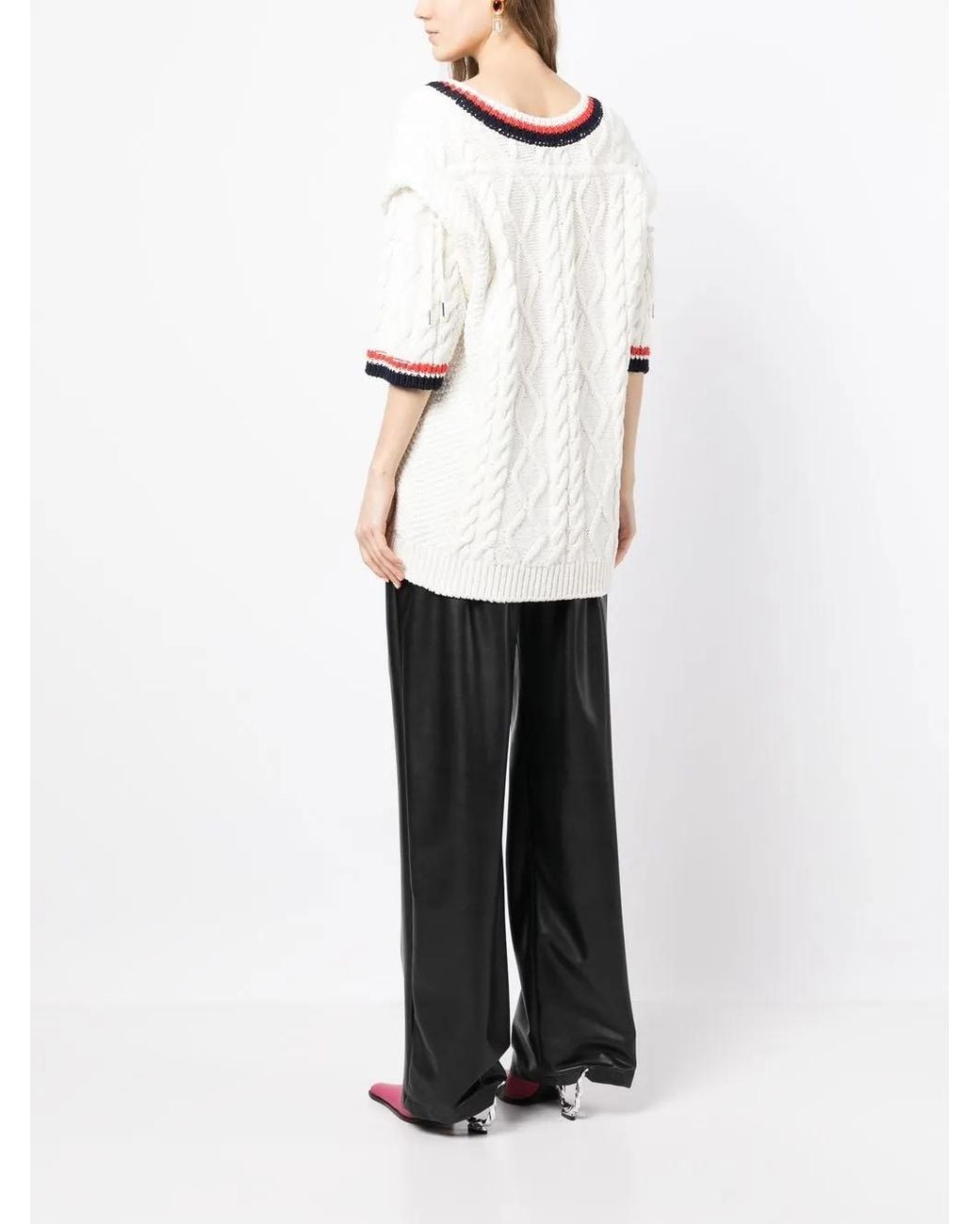 Pushbutton Top Met Cropped Mouwen in het White