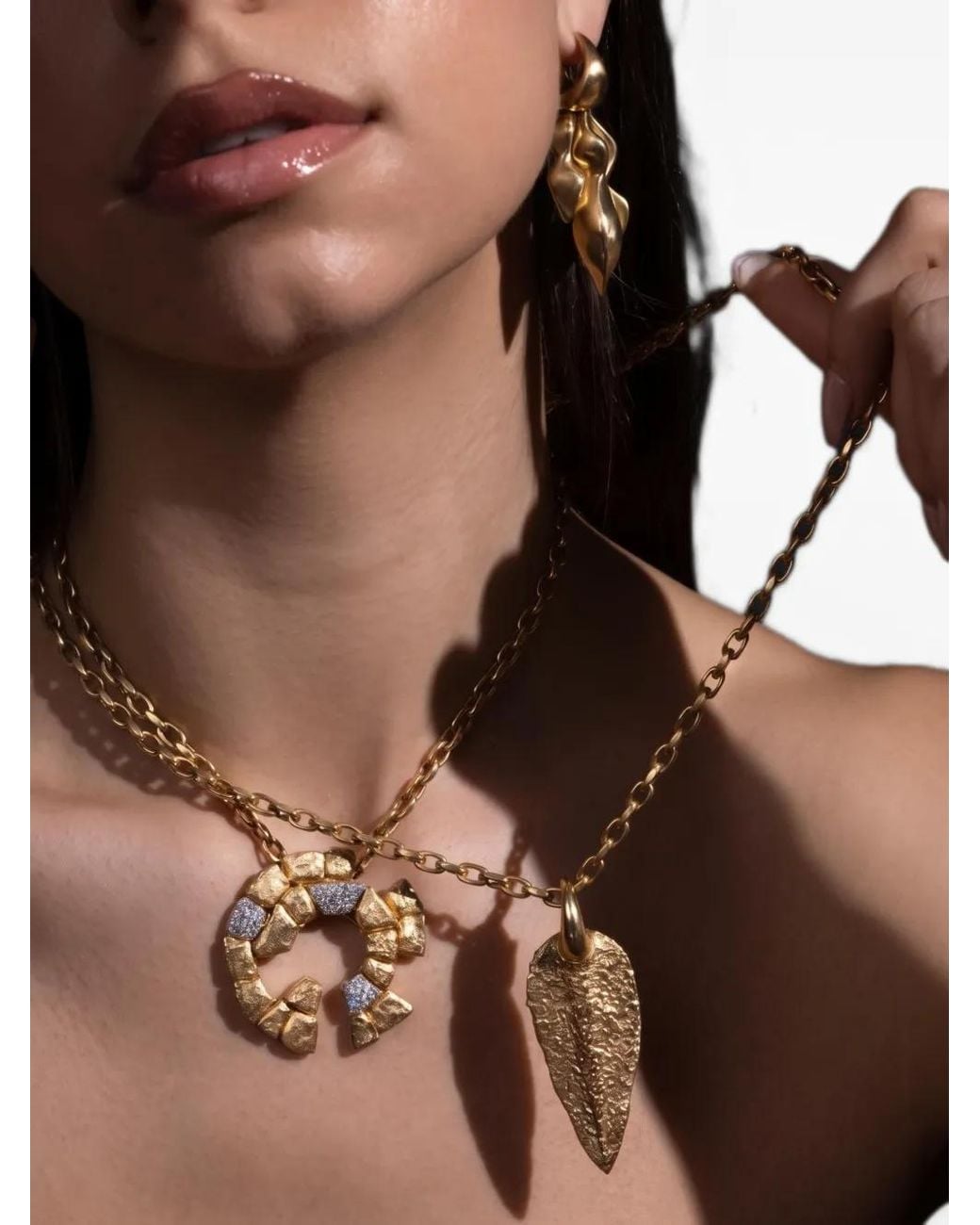 VRAM White Lynk Chain Necklace