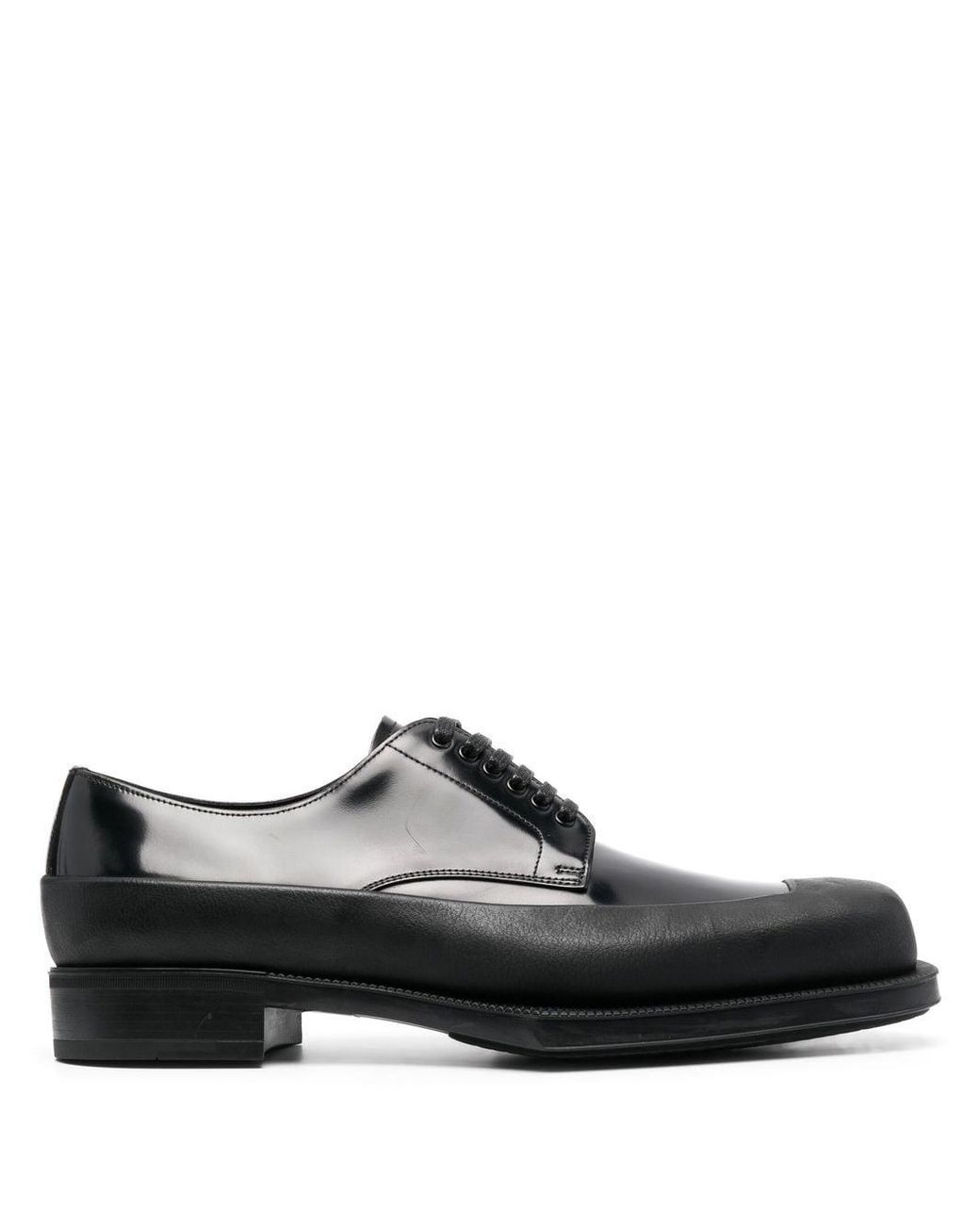 Prada Derby-Schuhe mit mandelförmiger Kappe in Schwarz für Herren Herren Schuhe Schnürschuhe Derby Schuhe 