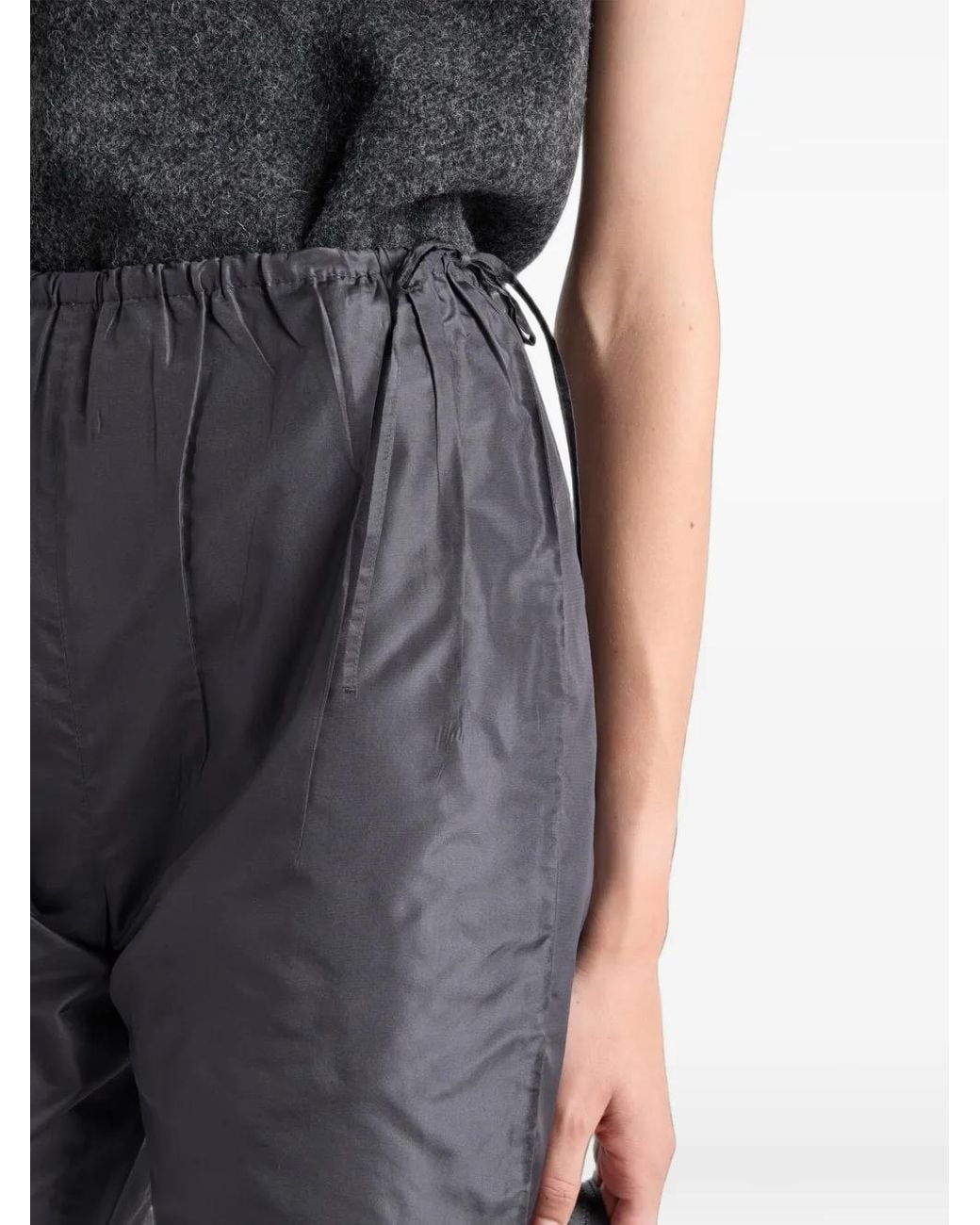 Prada Gray Bermuda En Taffetas