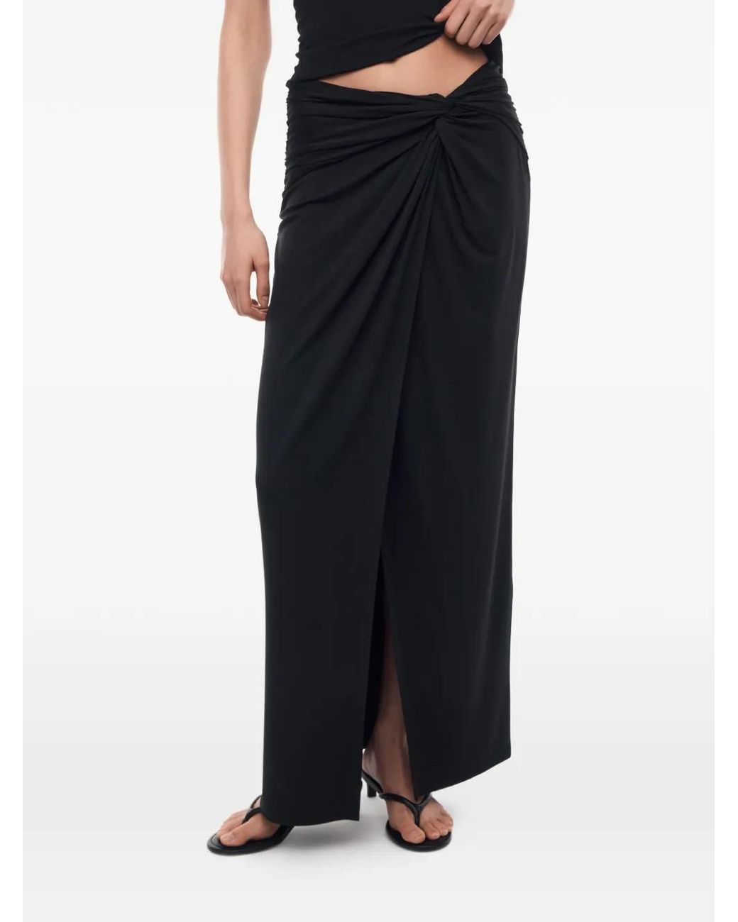 12 STOREEZ Black Siesta Twisted-Front Skirt