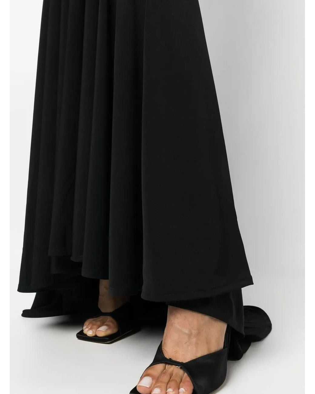 Atu Body Couture Black Long-Sleeve Flared Gown
