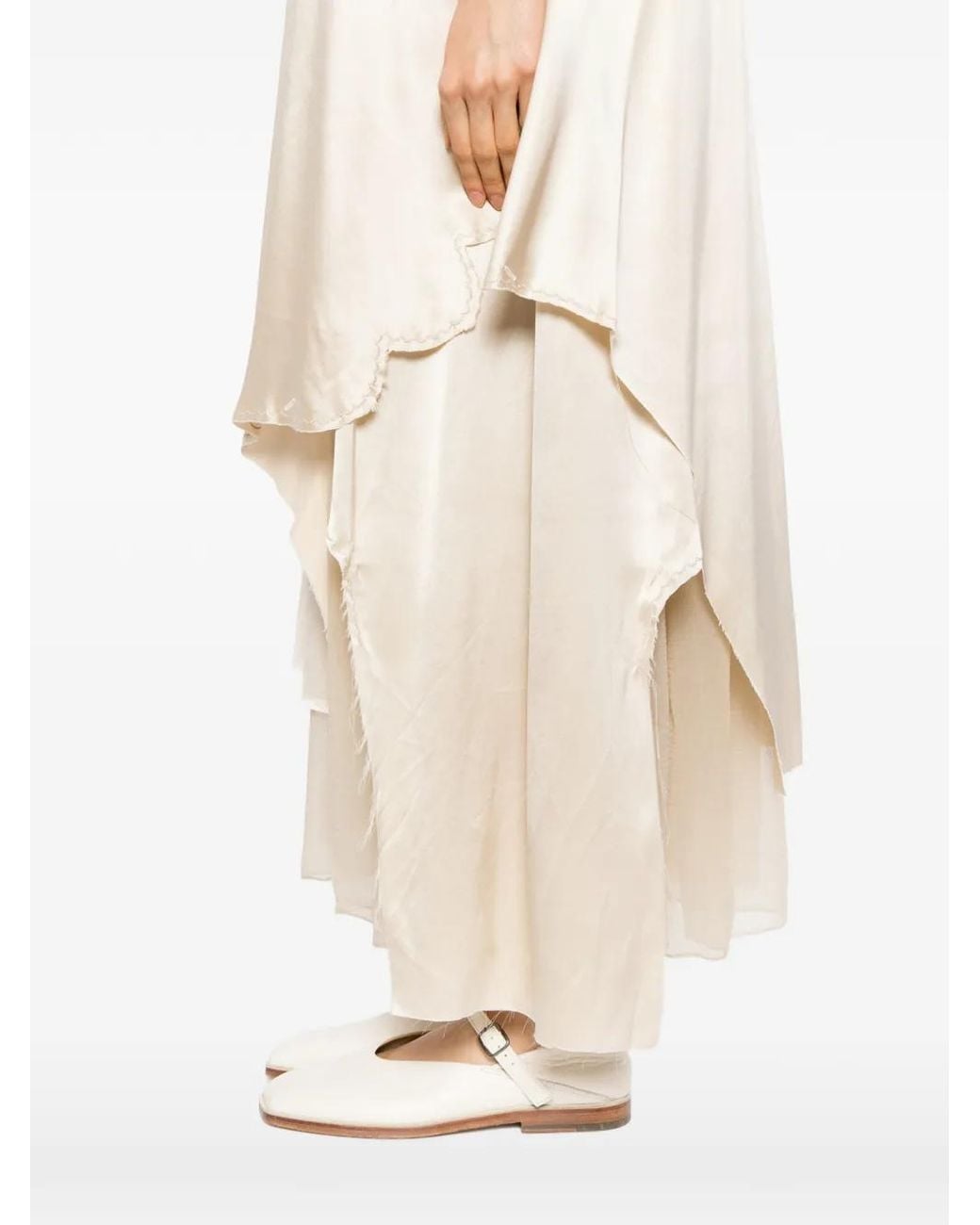 A Tentative Atelier White Layered Knots-Stitch Dress