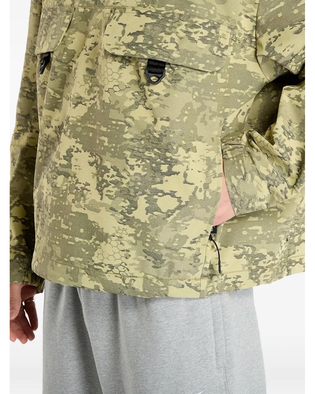 Nike Green Camouflage-Pattern Jacket for men