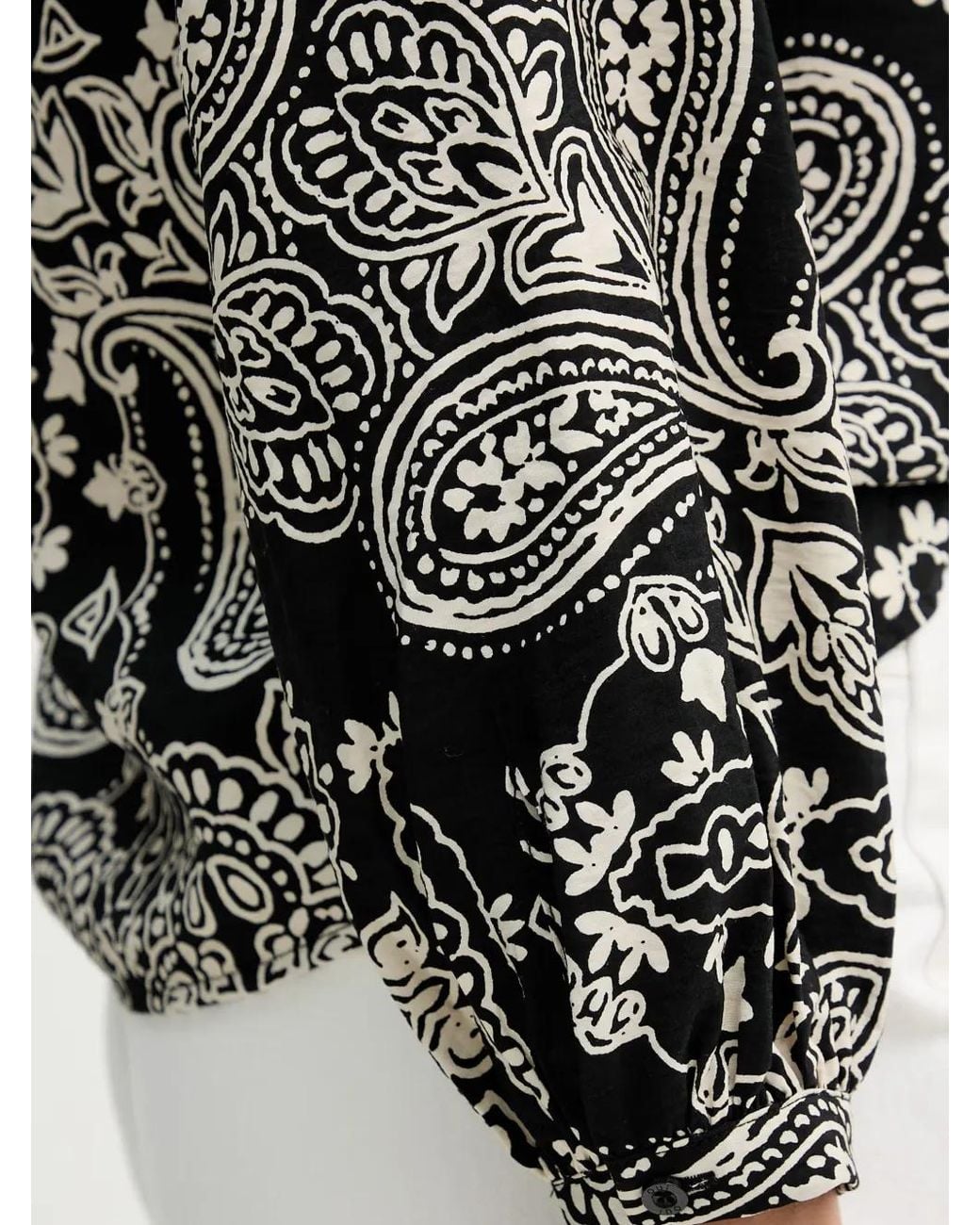 Ouí Black Paisley-Print V-Neck Blouse