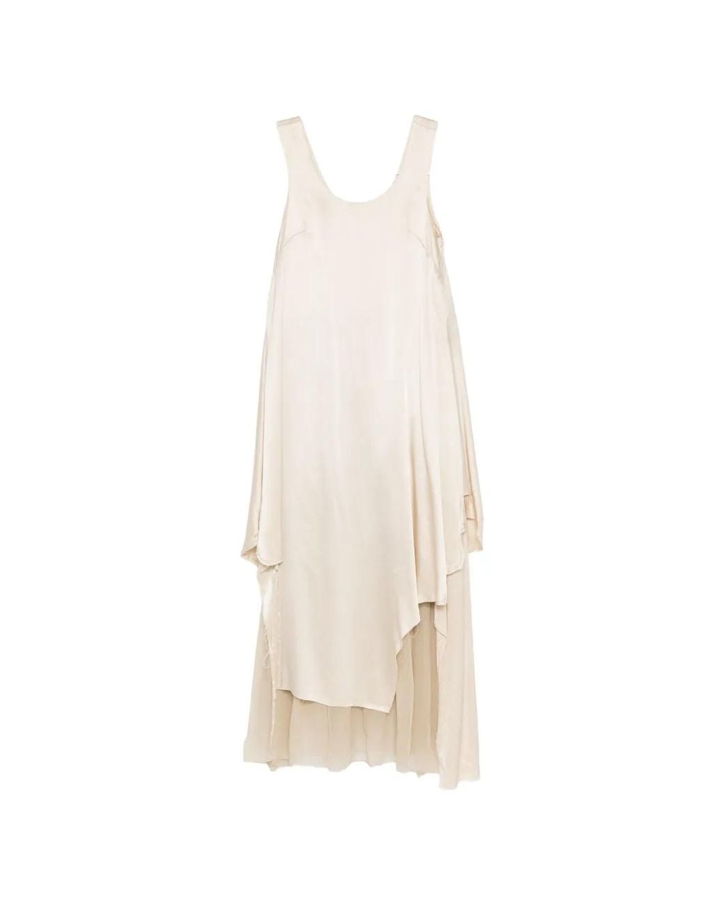 A Tentative Atelier White Layered Knots-Stitch Dress