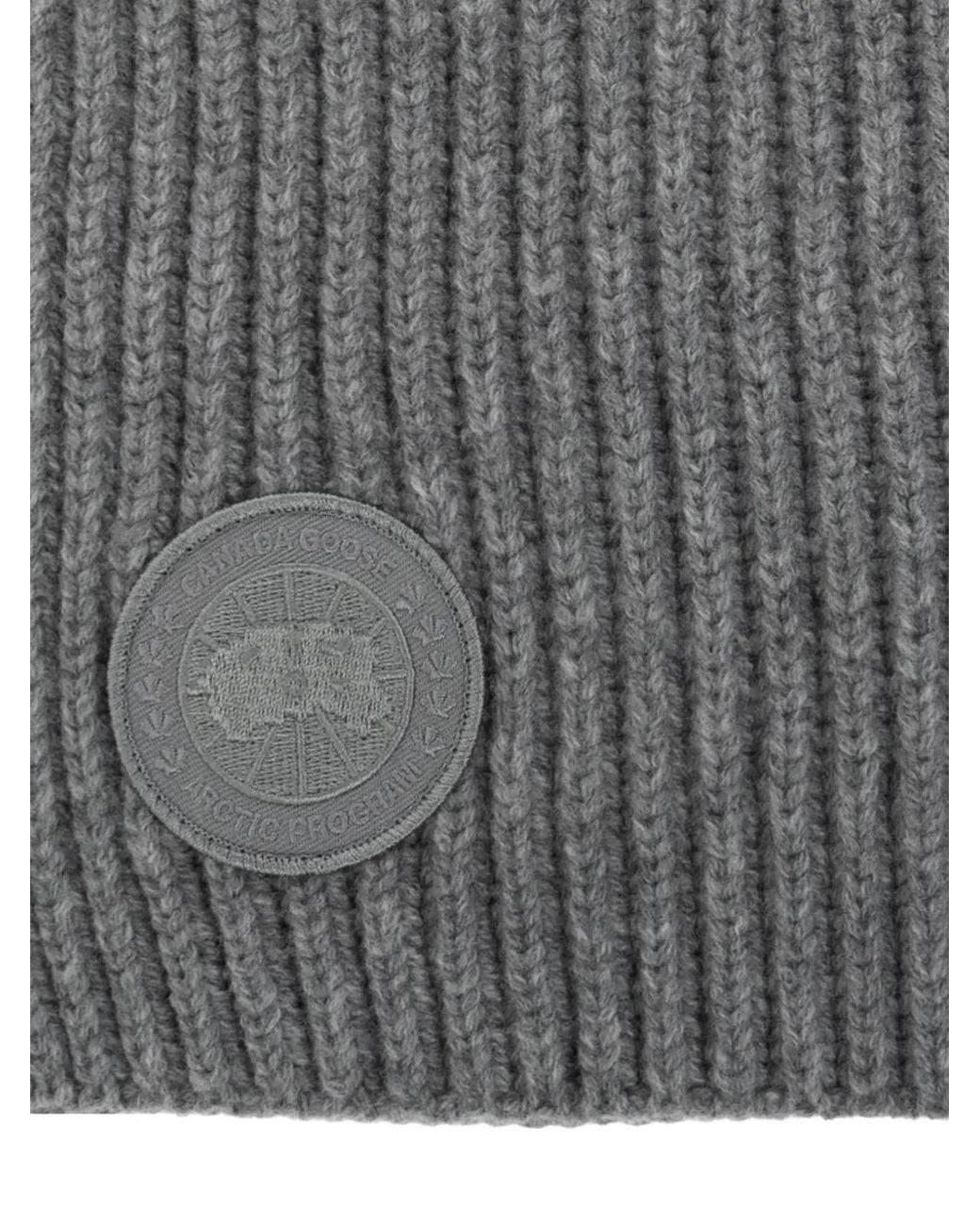 Canada Goose Gray Logo-Patch Ribbed-Knit Scarf