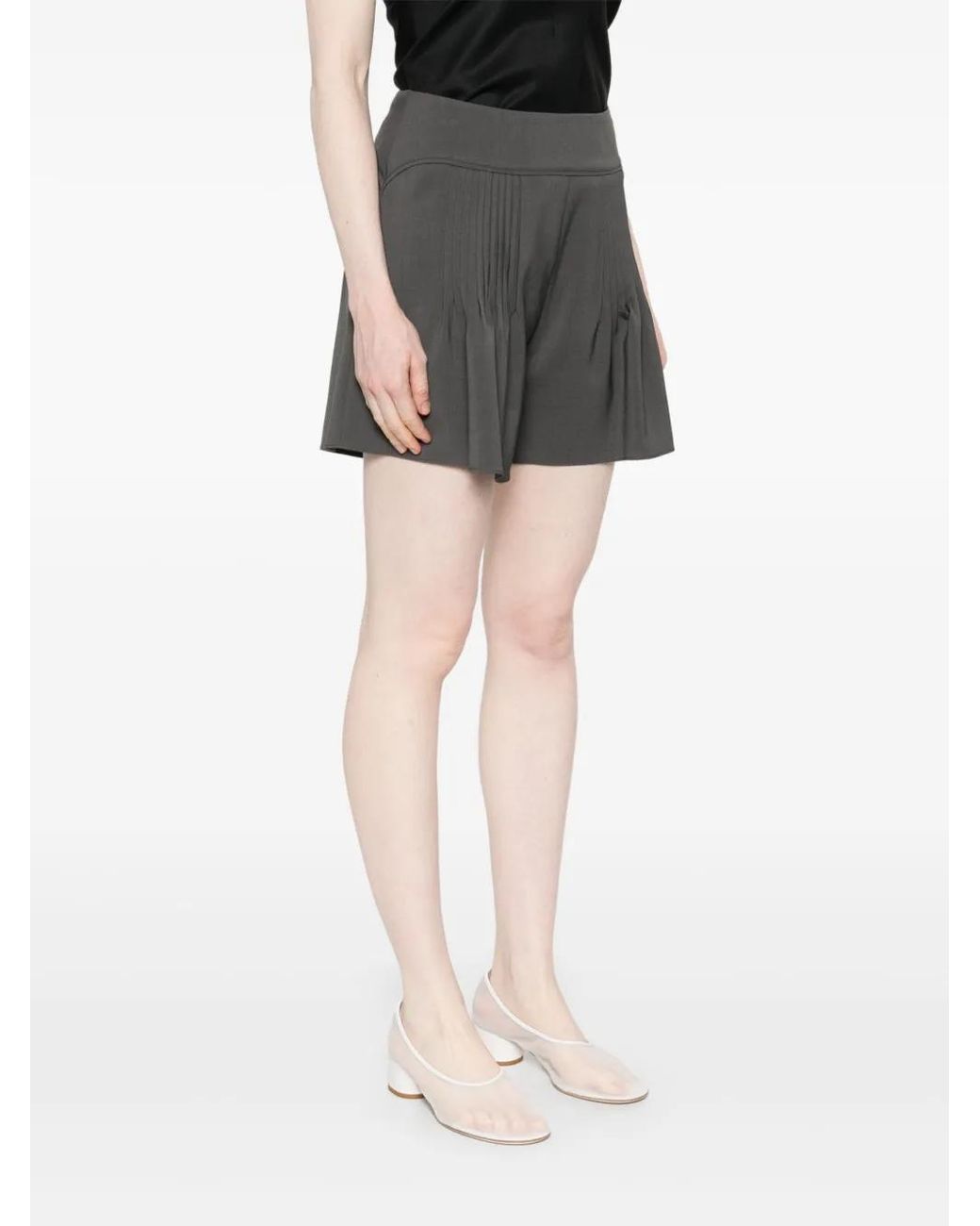 Low Classic Gray Pleated Shorts