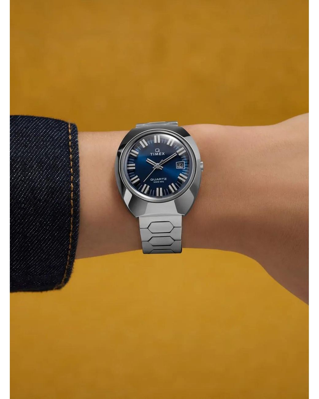 Timex Blue Q 1972 Time Machine Reissue 39Mm for men