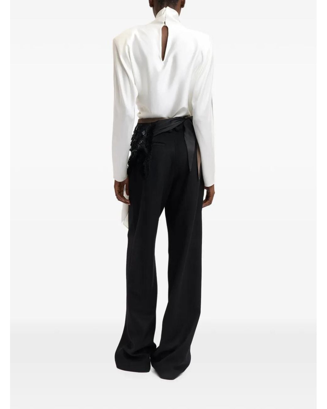 16Arlington White Lambro Knot-Detail Top