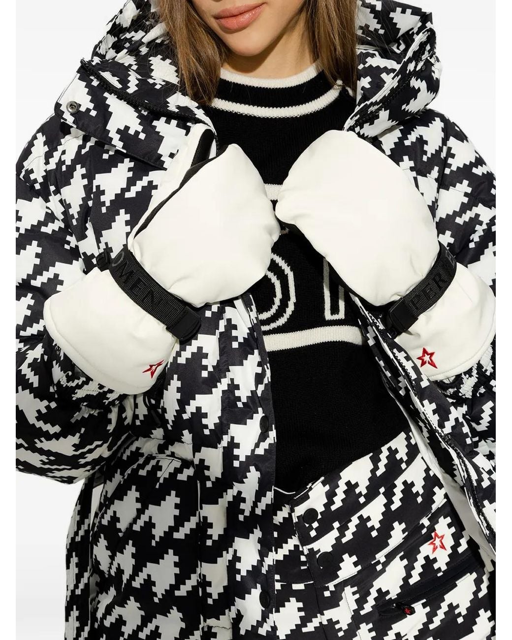 Perfect Moment White Logo-Print Touch-Strap Gloves
