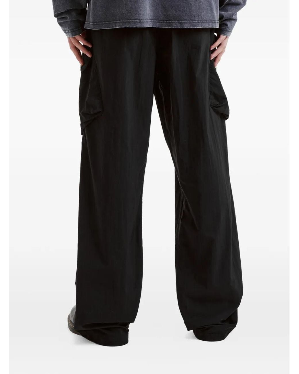 Izzue Black Cargo-Pocket Trousers for men