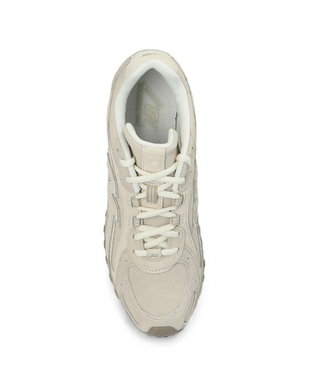 New Balance White Baskets 204L À Empiècements Et Logo