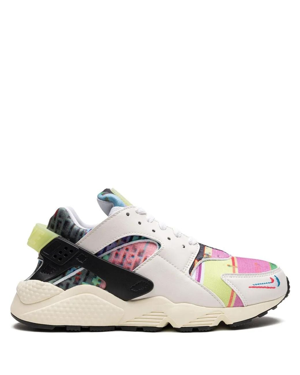 Nike Pink Air Huarache Se "Pixel" Sneakers