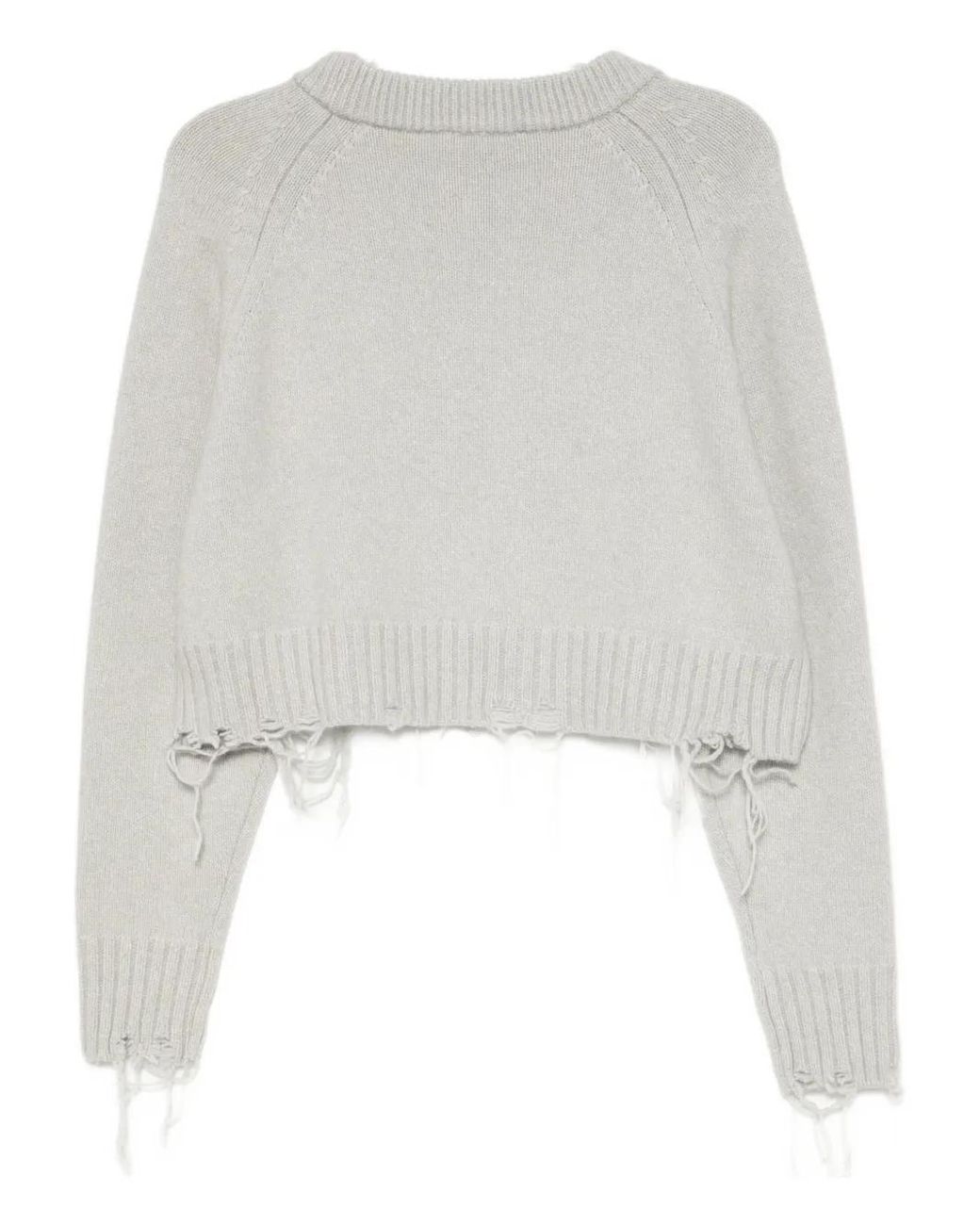 Low Classic White Damaged Knitted Top