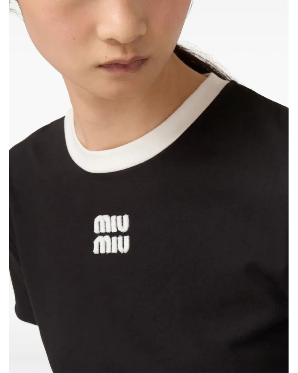 エムミーエメ Logo embroidered short t-shirt 黒 Embroidered Logo Tee | GUESS