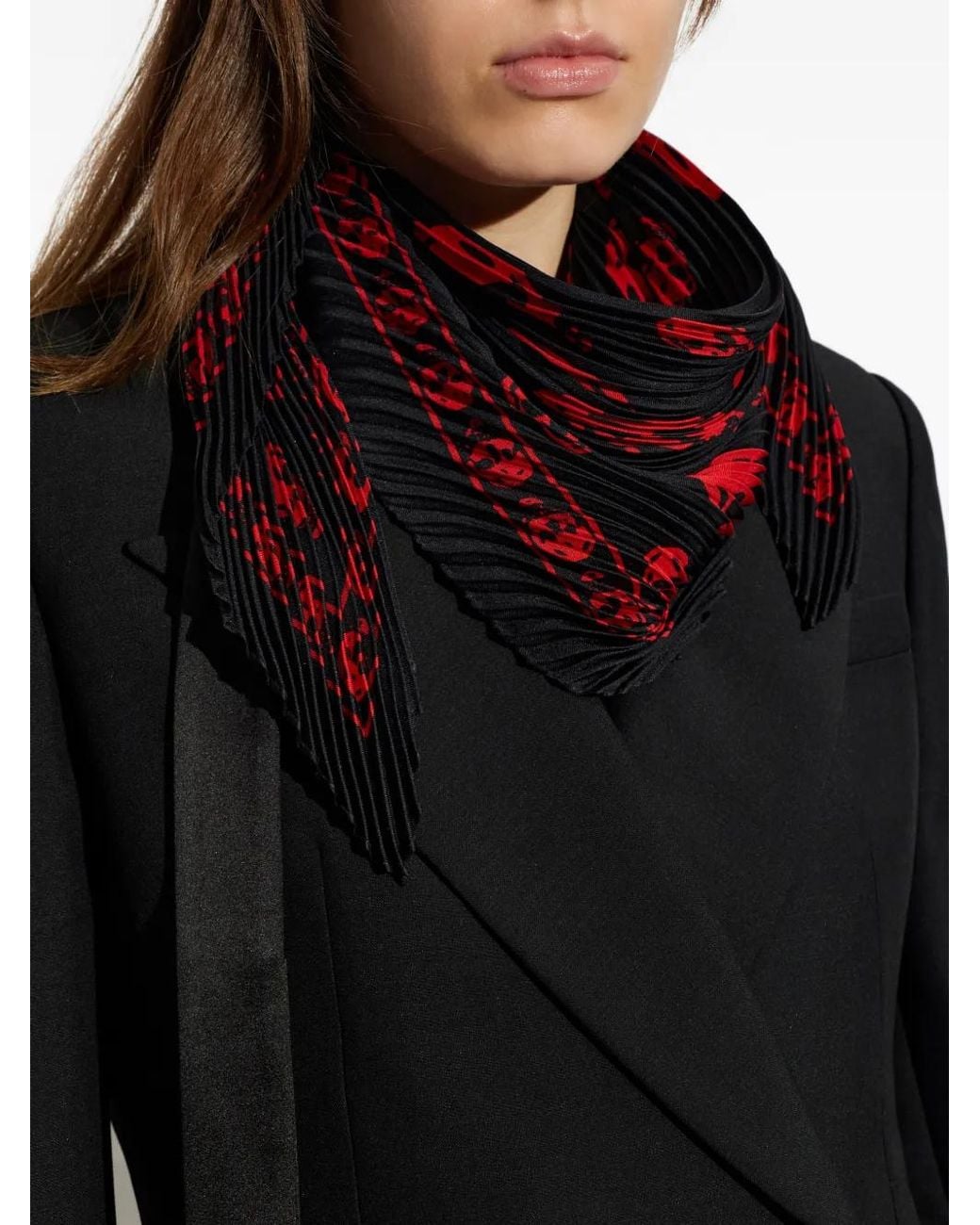 Skull-Print Silk Scarf Alexander McQueen en coloris Red