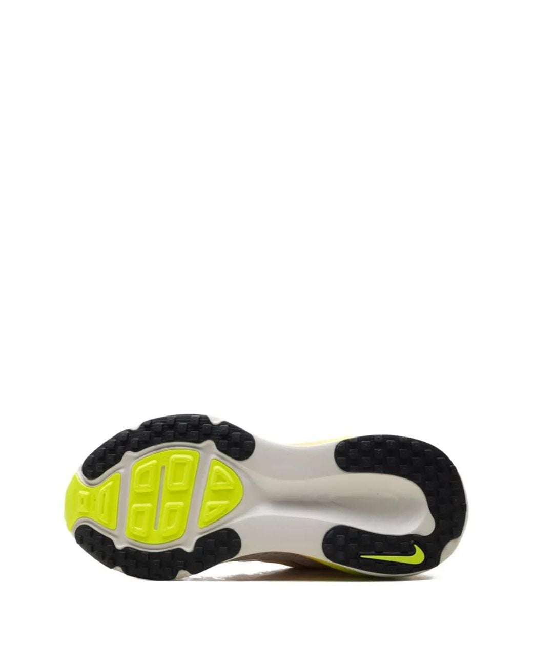 Nike White Baskets Vomero 18