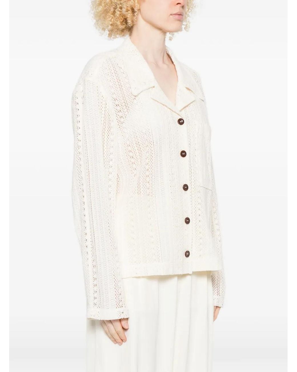 Low Classic White Buttoned Jacket