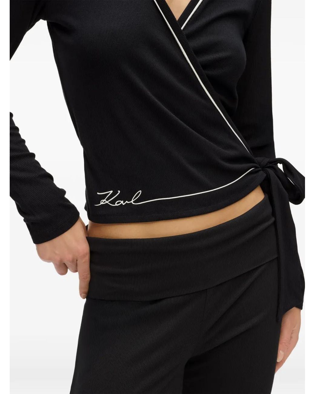 Karl Lagerfeld Black Blouse À Design Cache-Cœur