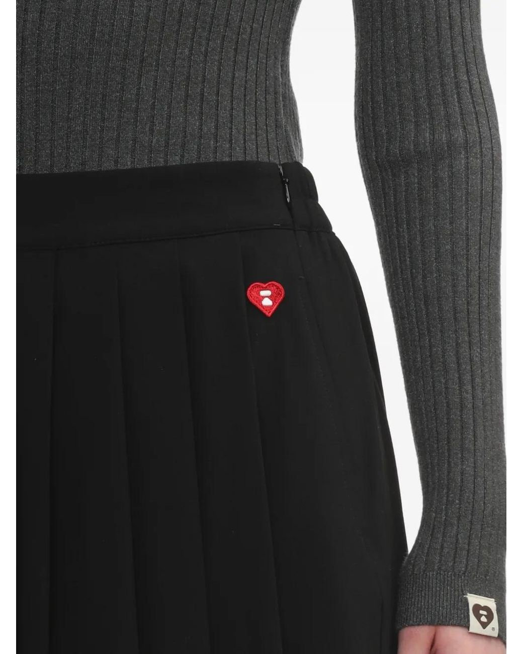 AAPE BY A BATHING AP Black Pleated Heart Shorts