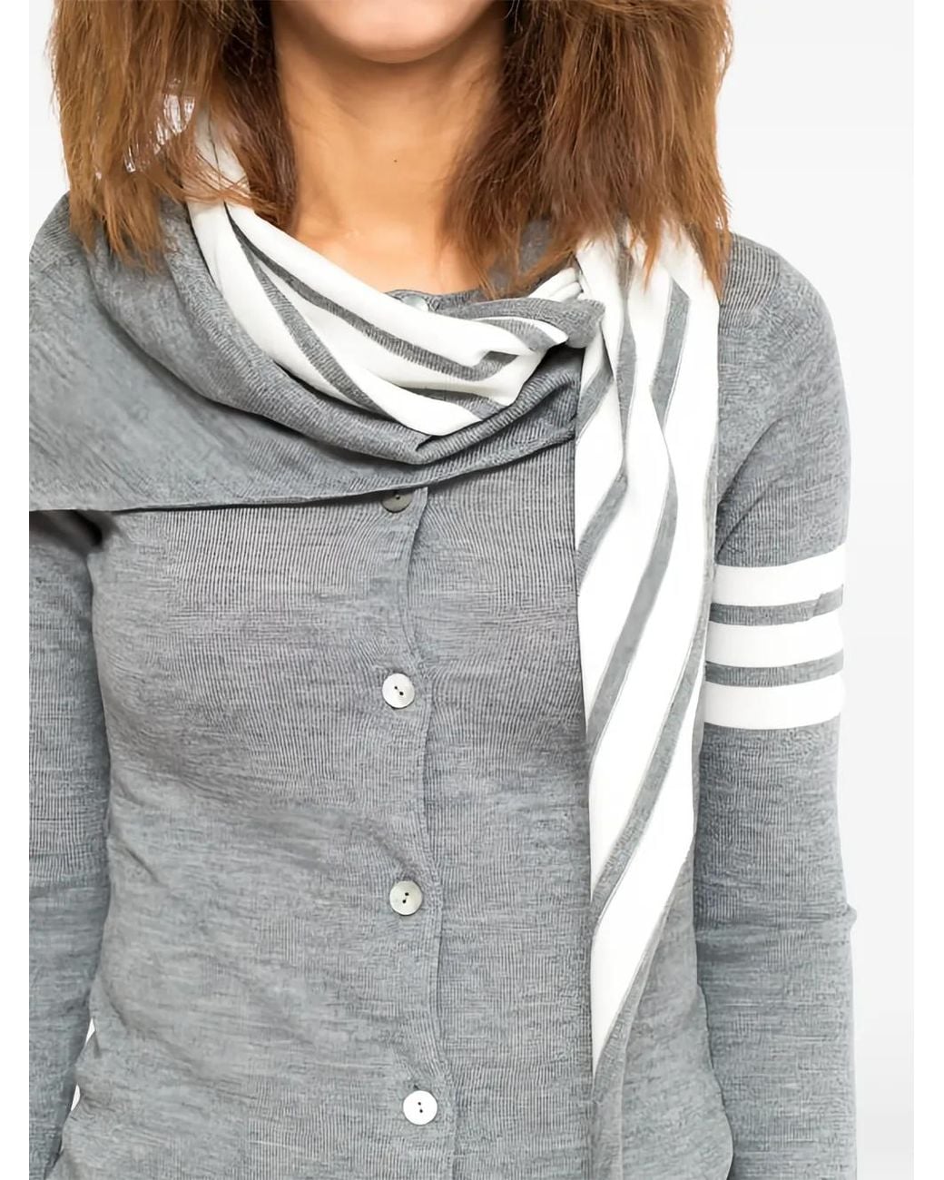 LA ROSE Gray Striped Knitted Scarf