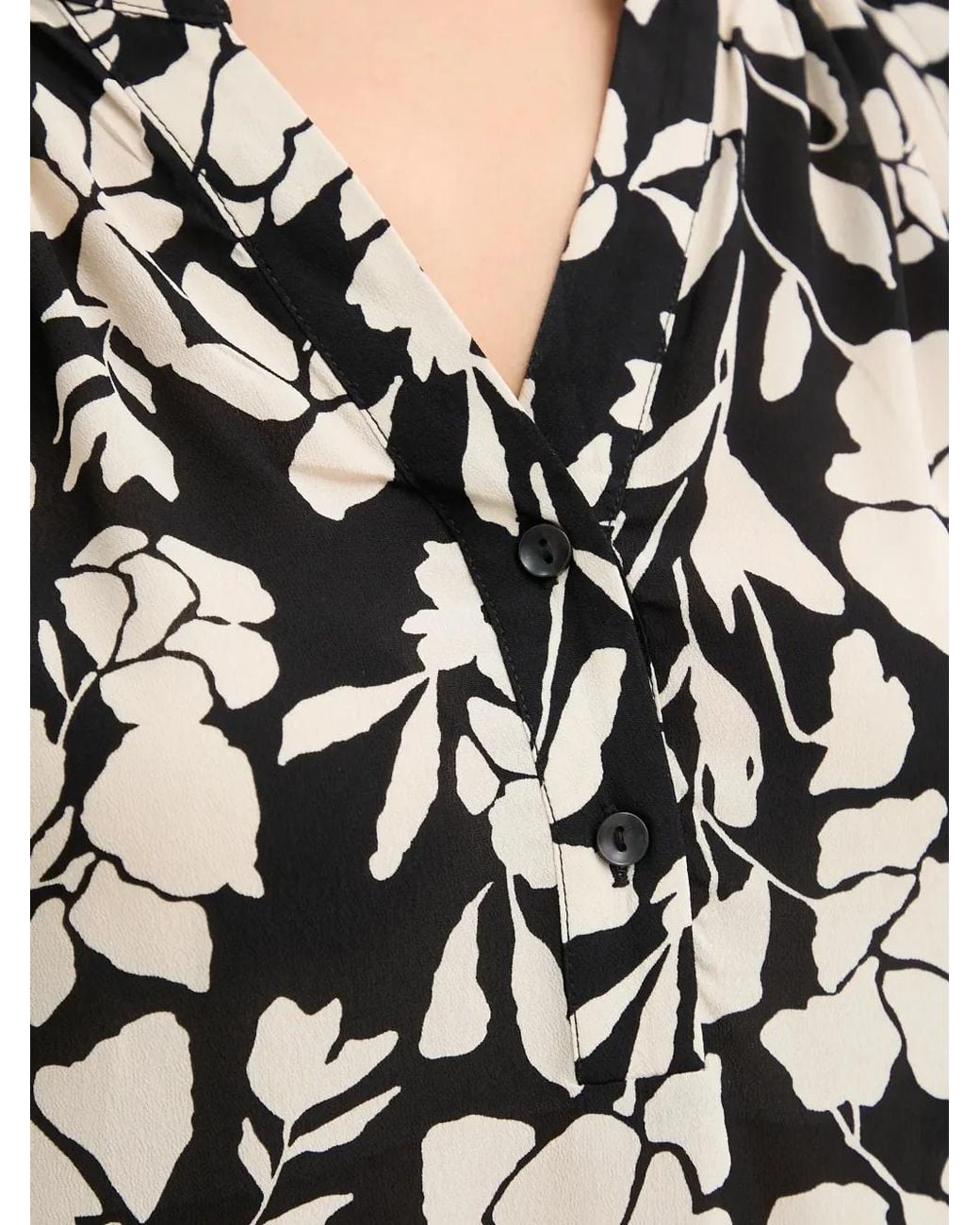 Benetton Black Floral-Print Long-Sleeve Blouse