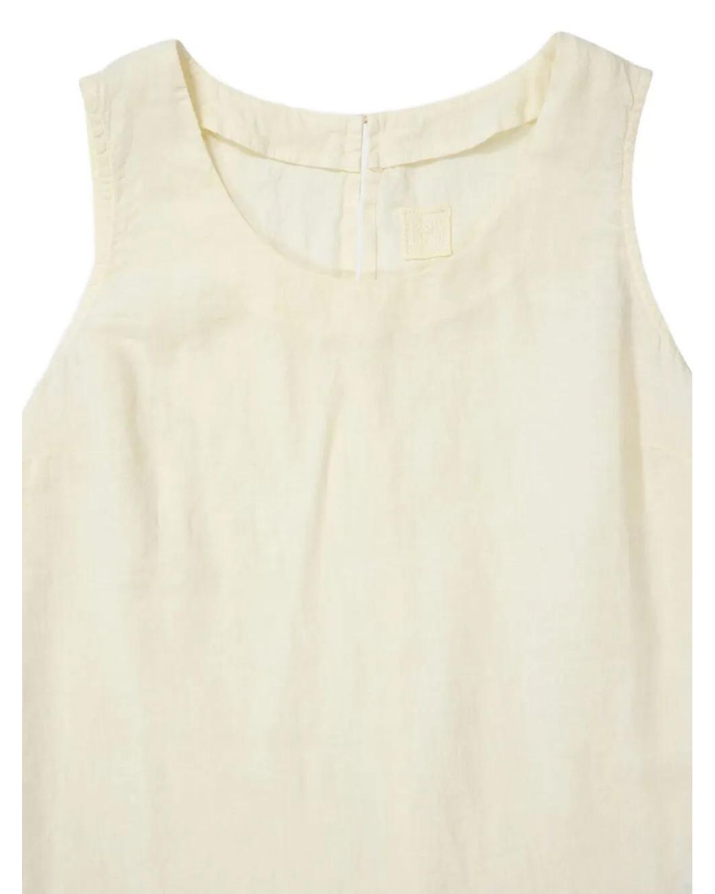 120% Lino White Linen Keyhole Cut-Out Top
