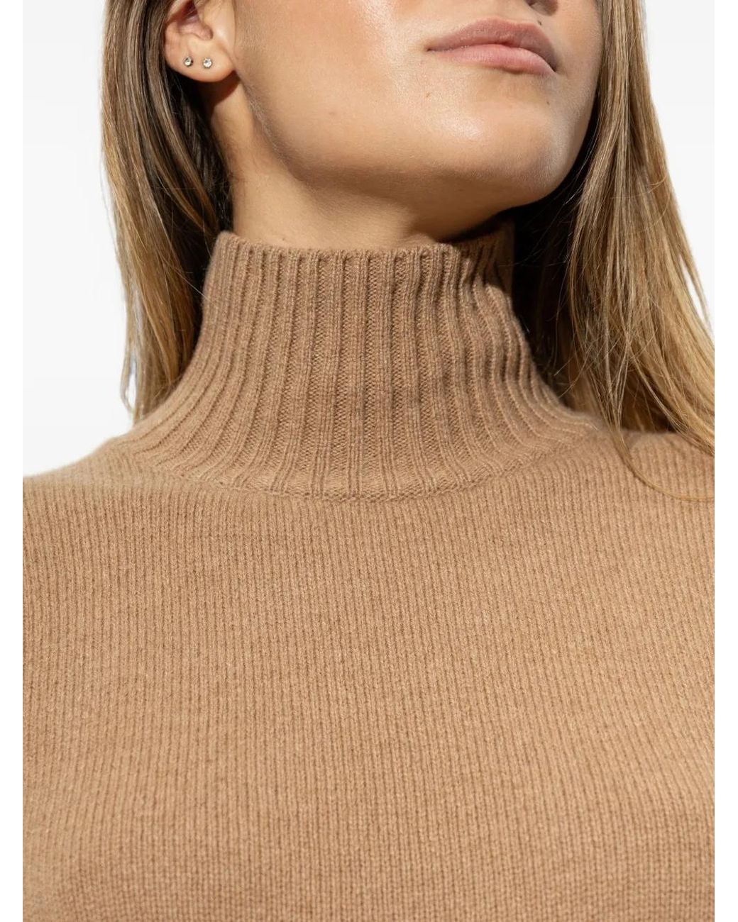 Pull Ami De Cœur À Col Roulé AMI en coloris Brown