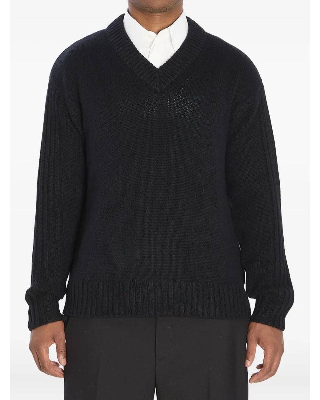 Lisa Yang Black Ribbed V-Neck Cashmere Sweater for men