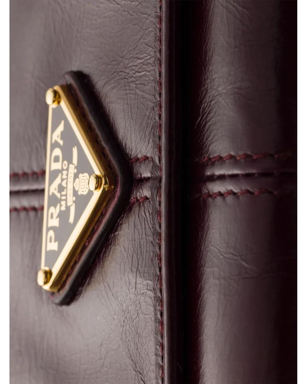 Prada Purple Portefeuille En Cuir À Bride Portée Épaule