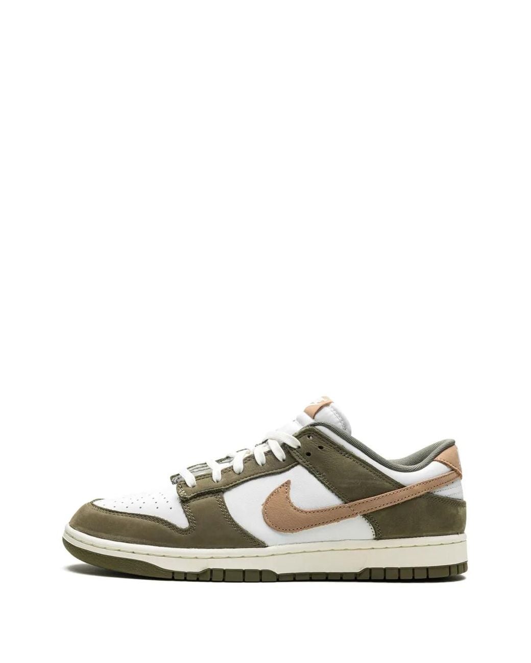 Baskets Dunk 'Medium' Nike pour homme en coloris Green
