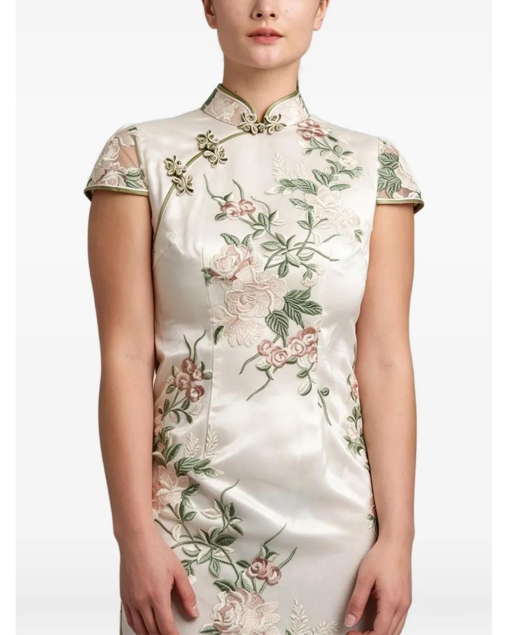 QIPOLOGY White Frog-Fastening Floral-Embroidered Qipao