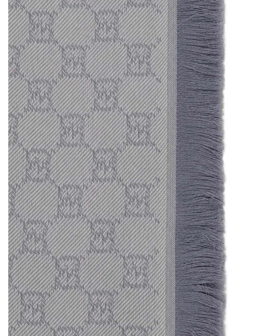 Sciarpa Gg Supreme Con Frange di Gucci in Gray