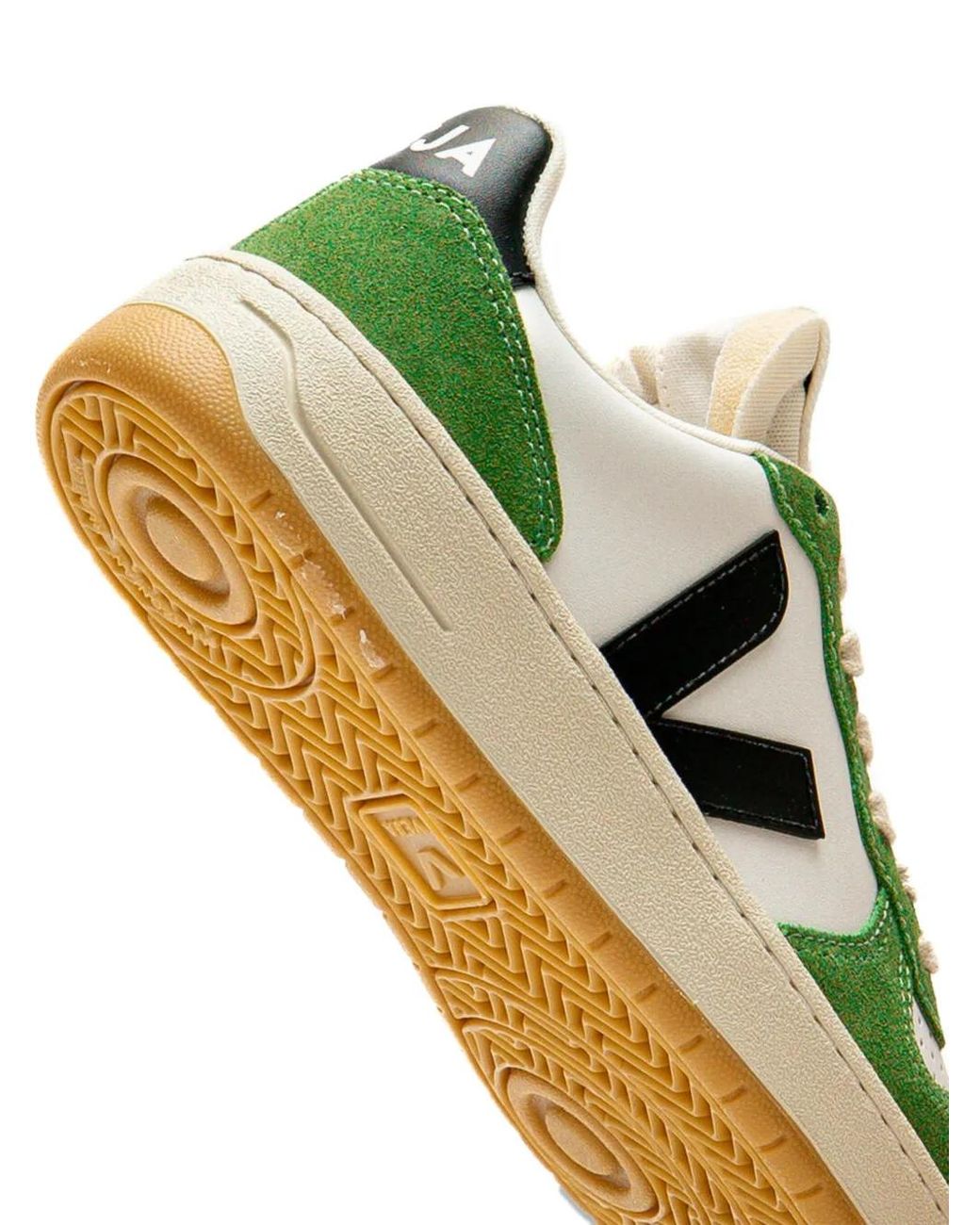 Veja Green V-10 Leather