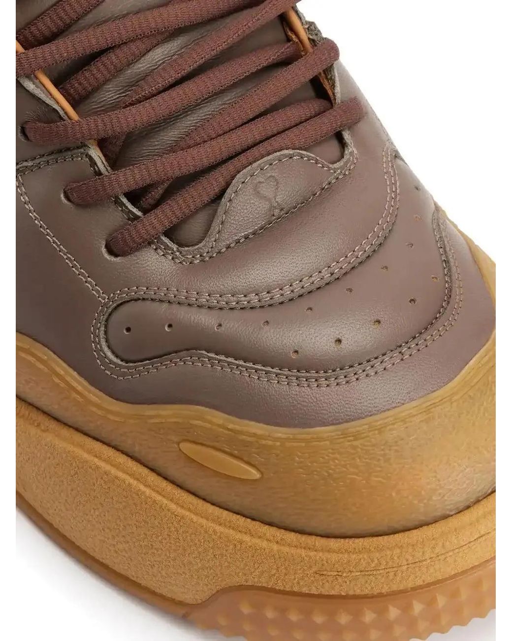 Baskets Ami 1509 À Empiècements AMI en coloris Brown