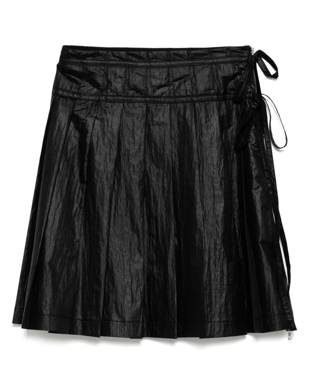 Low Classic Black Pleated Zipper Skirt