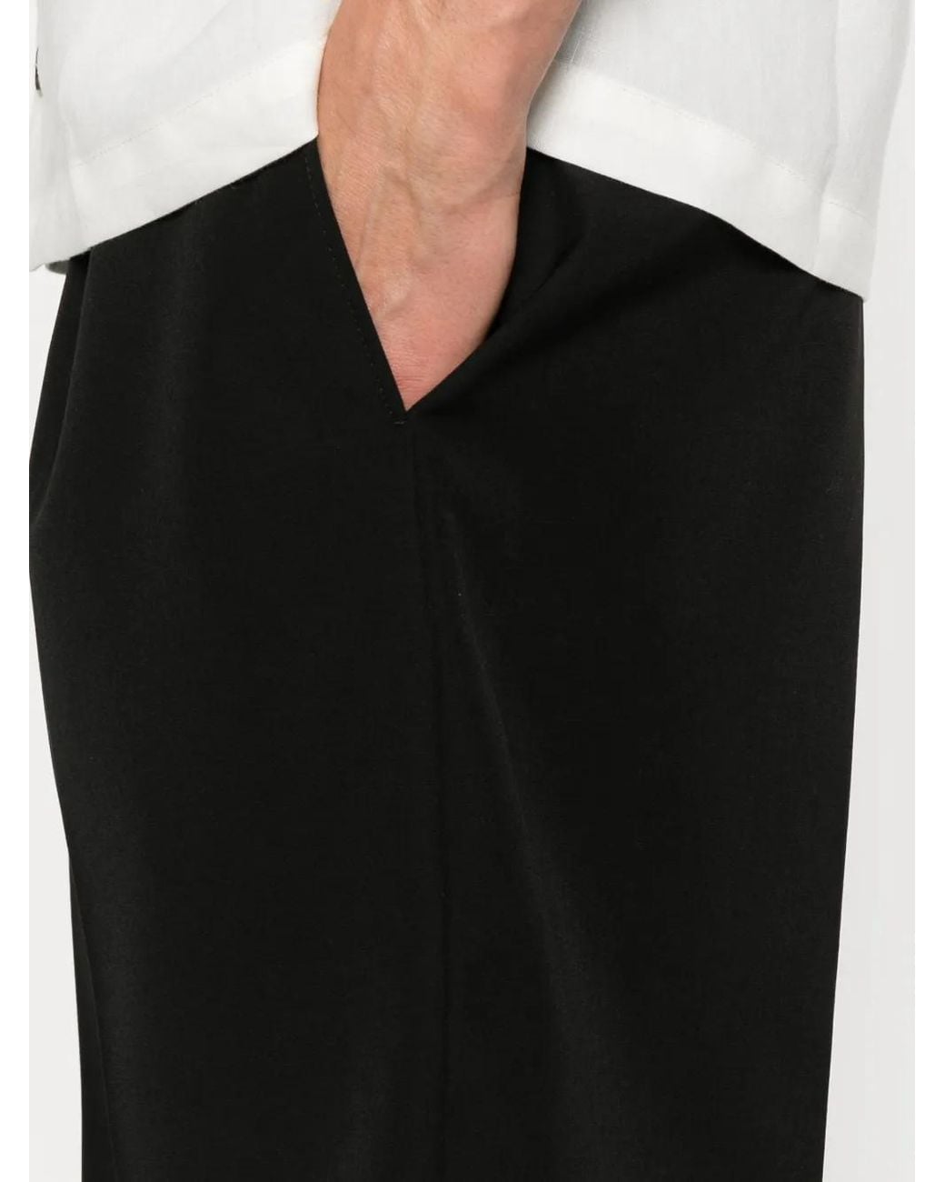 BE ABLE Black Pleated Cotton Shorts for men