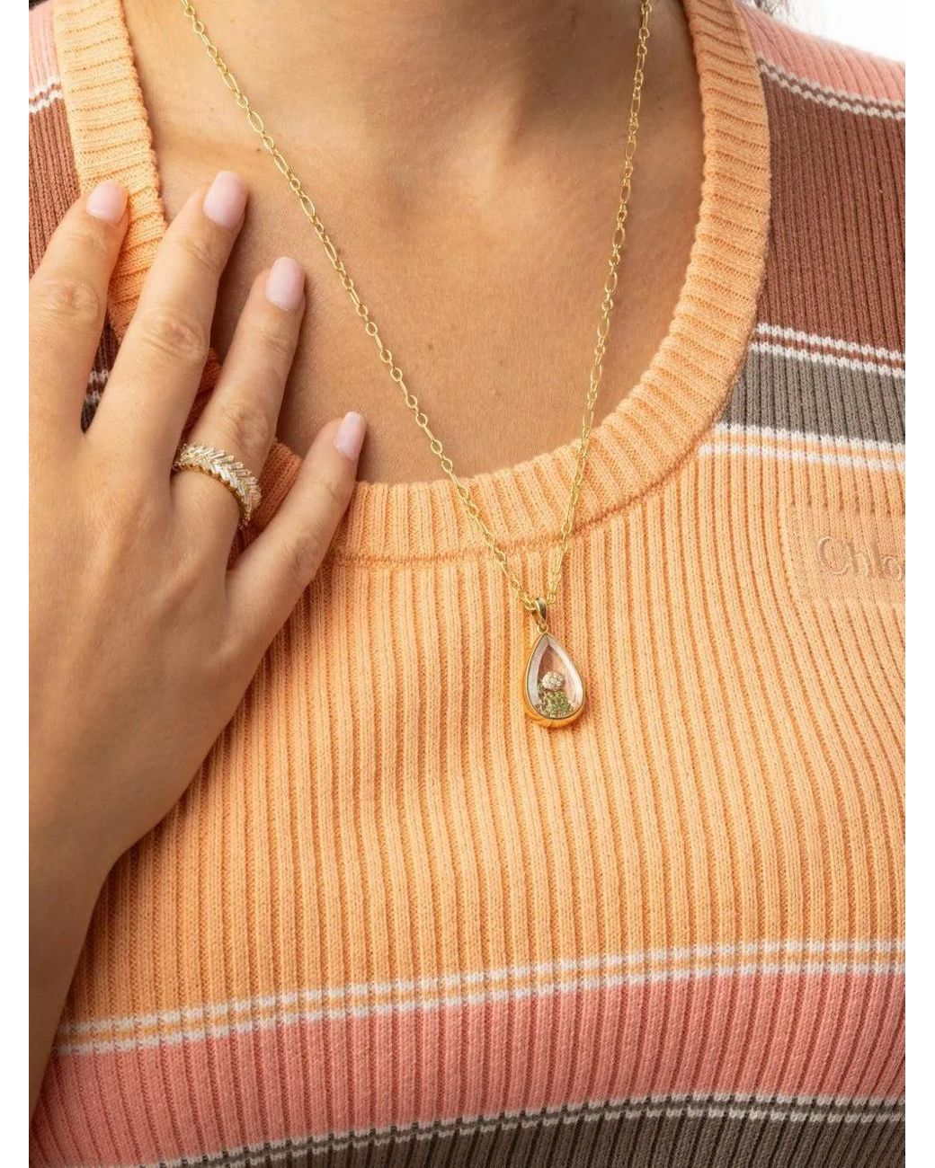 Loquet London Orange 18Kt Pineapple Diamond Pendant
