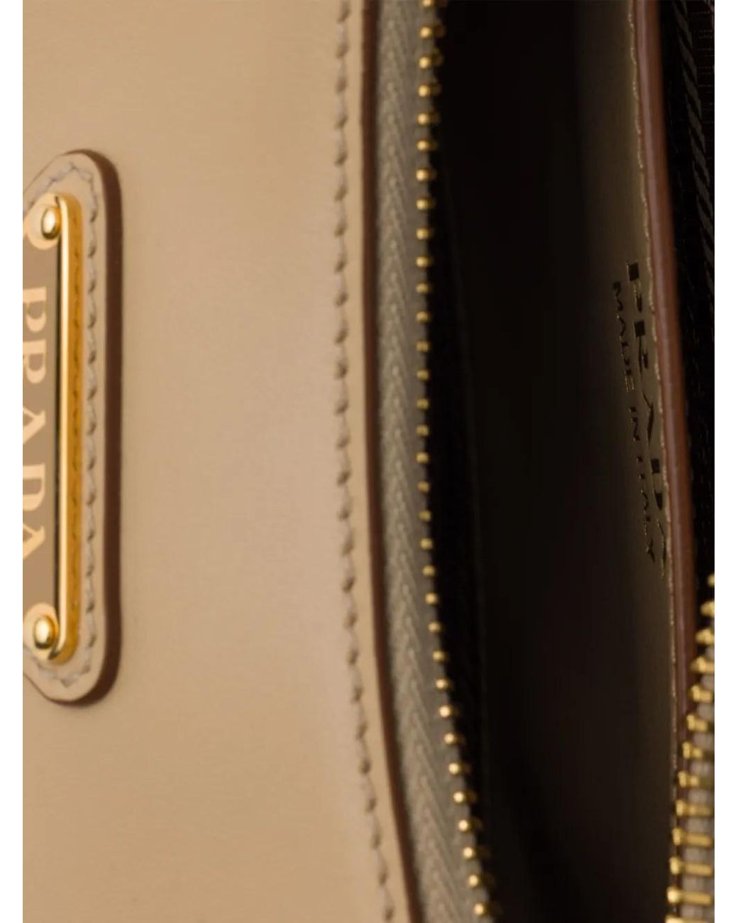Prada Natural Mini Sac Porté Épaule Arqué En Cuir