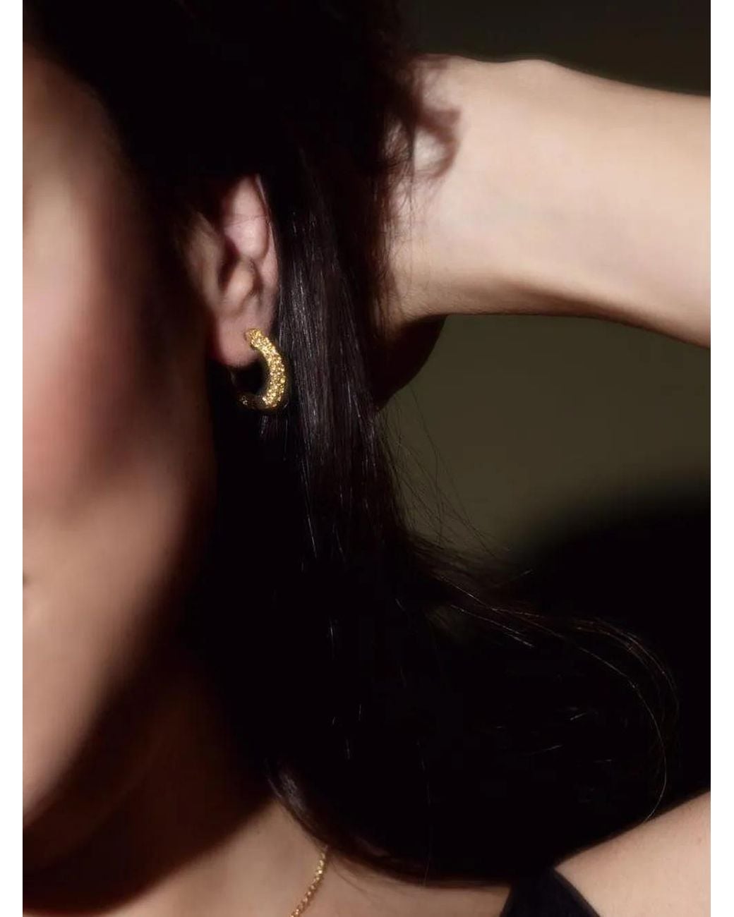 Graziela Metallic Sapphire Three-Sided Hoop Earrings