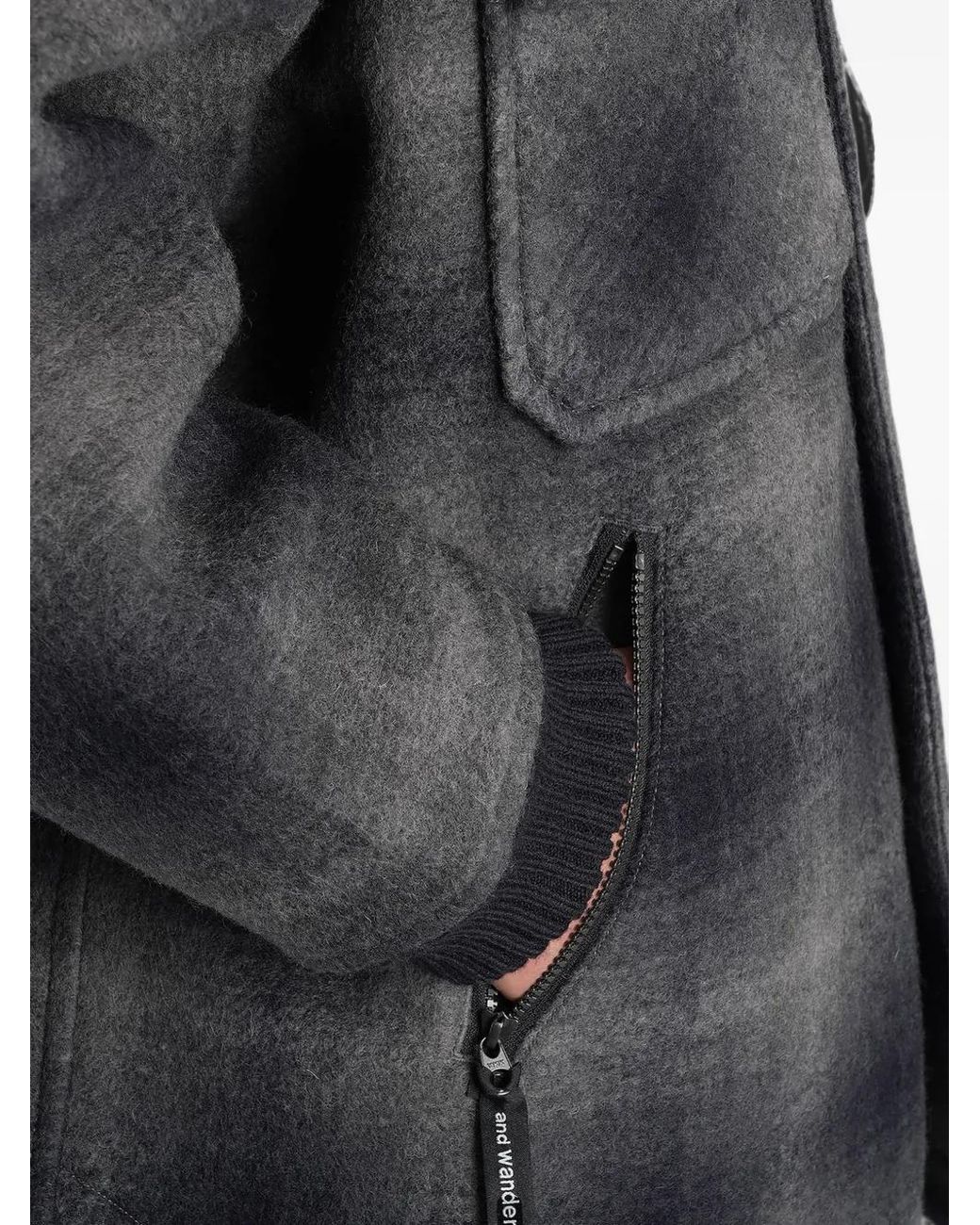 And Wander Gray Manteau À Carreaux for men
