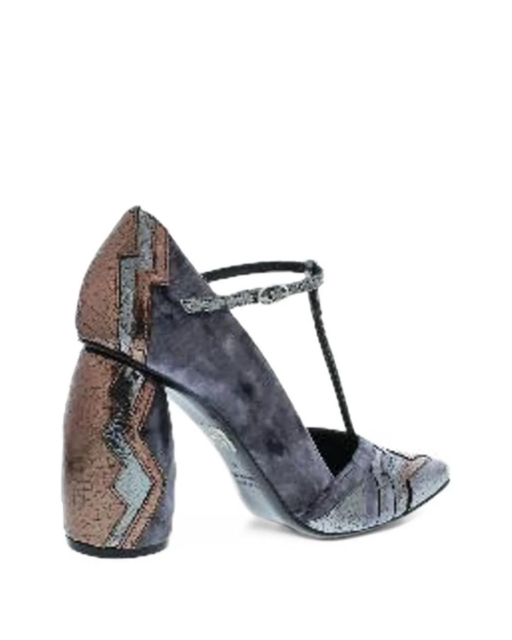 strategia shoes Blue T-Strap Velvet Sandals