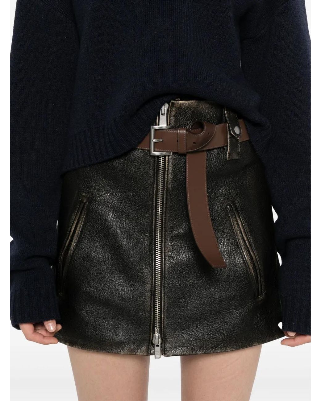 Falda Corta Lisa Prada de color Black