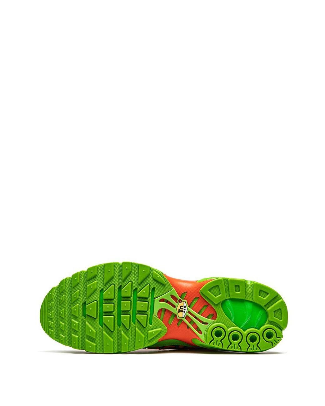 Nike Air Max Plus Tn Sneakers in Green for Men | Lyst