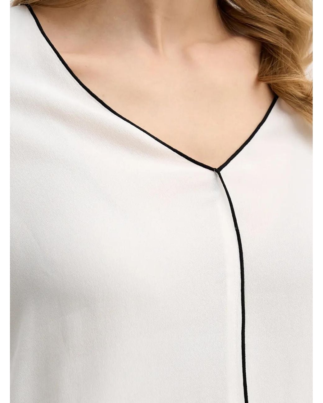 Sisley White V-Neck Blouse